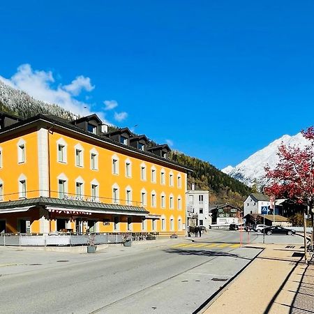 Boutique Und Bier Hotel Des Alpes Fiesch Exterior foto