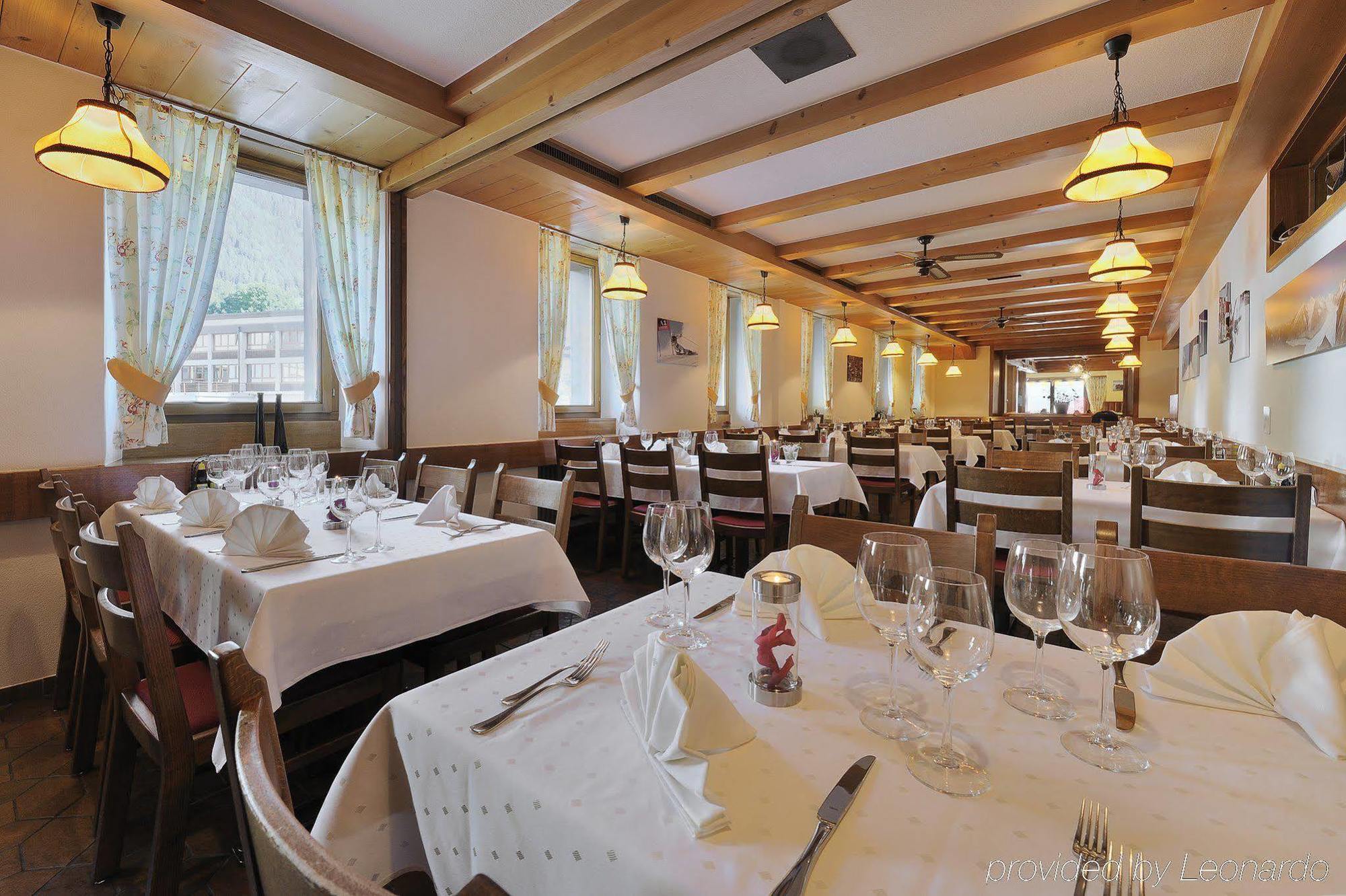 Boutique Und Bier Hotel Des Alpes Fiesch Restaurante foto